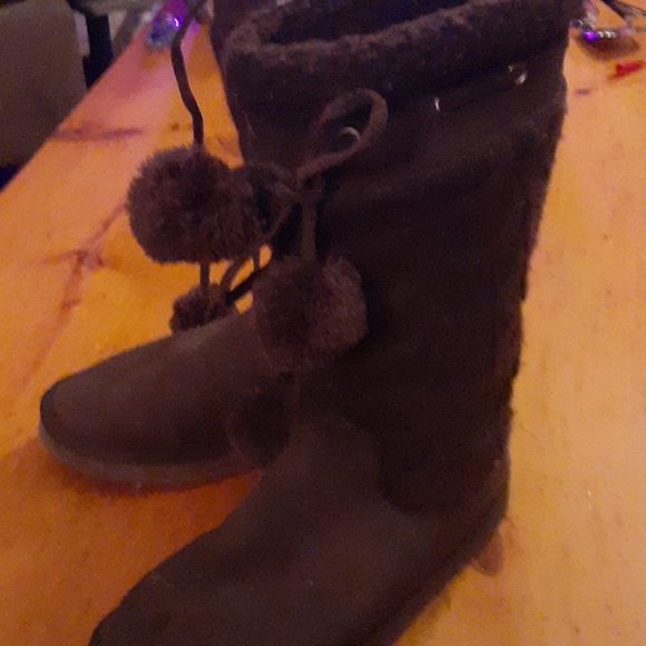 Sz 6 Brown sweater boots - Picture 2 of 2